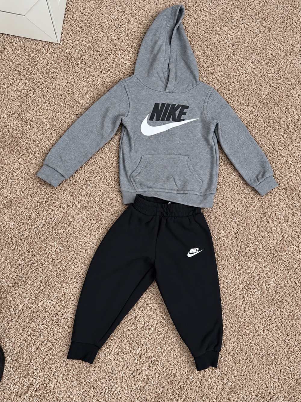 Nike Gray Hoodie and Black Sweatpants Kids Set  3T - White Swoosh